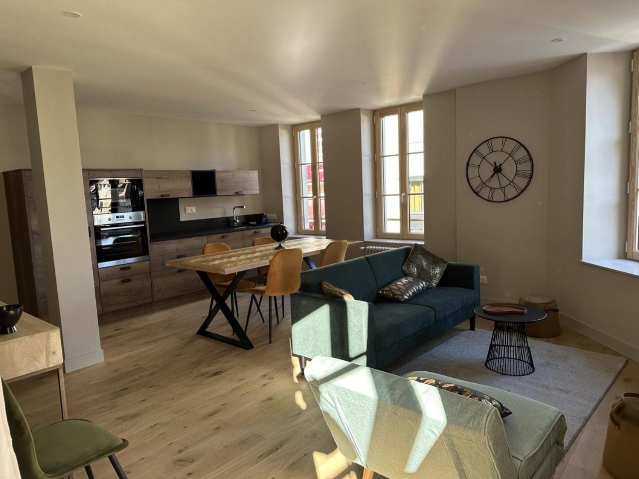 Les Suites Gueguen Chablis Zimmer foto