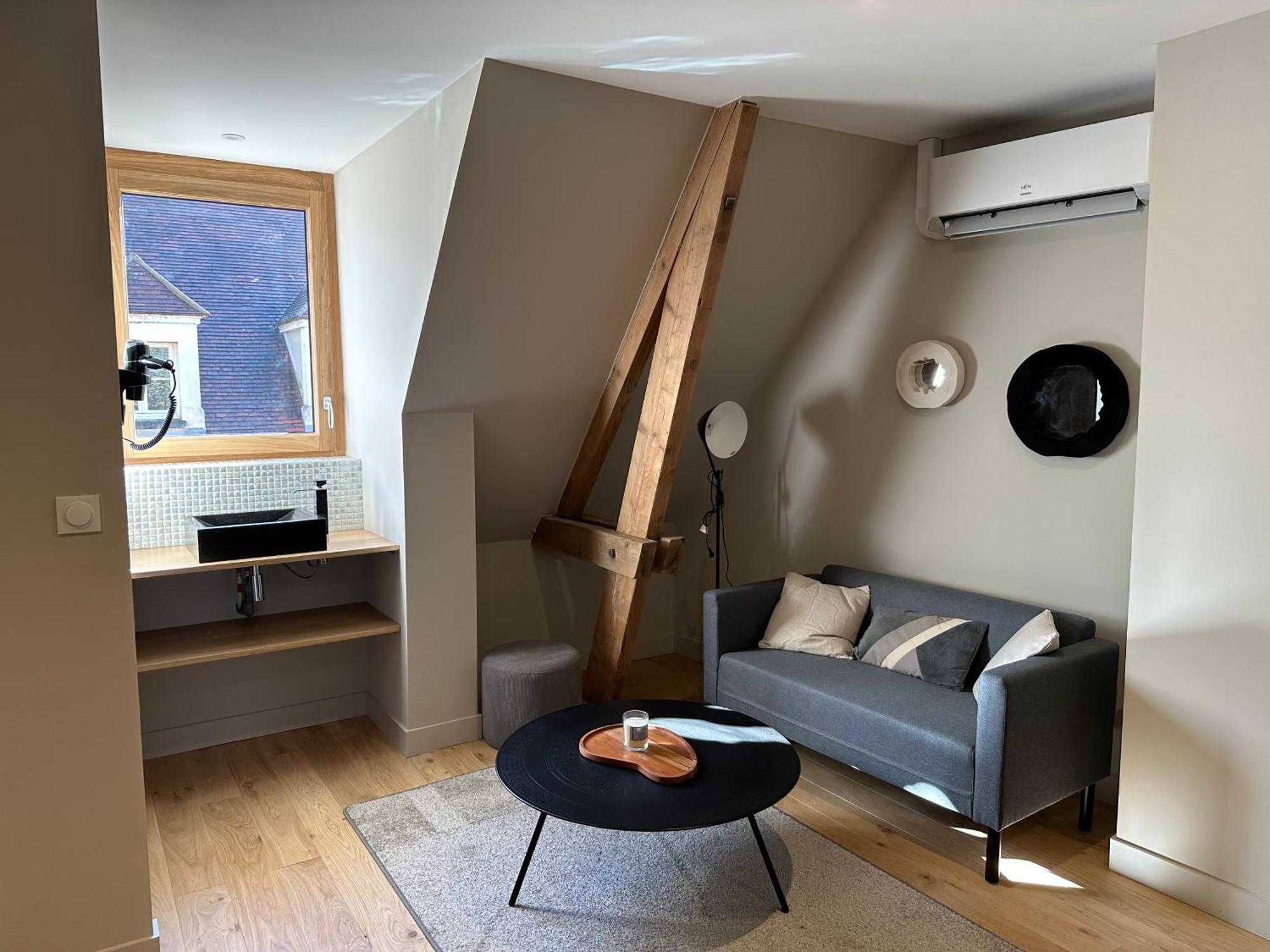 Les Suites Gueguen Chablis Exterior foto